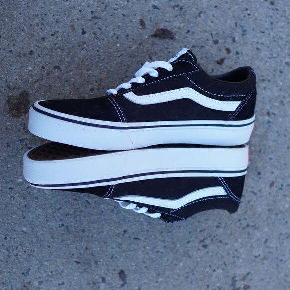 Vans Old Skool Low Top Sneaker Black/White Youth 3 Unisex New 500714 - Picture 9 of 10